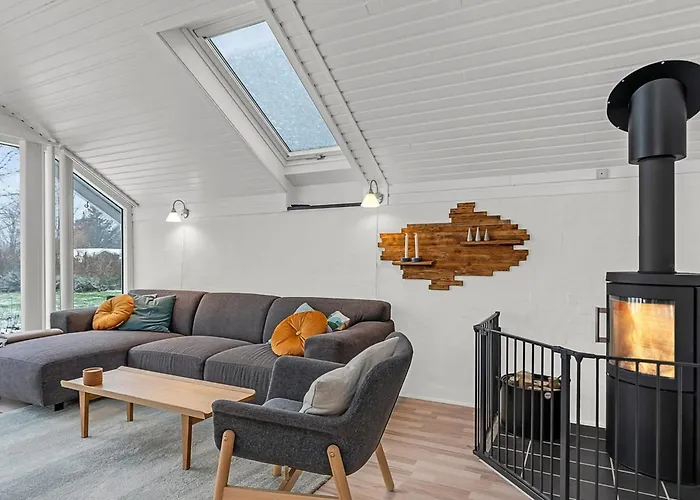 Hielm - 490m From The Sea By Interhome