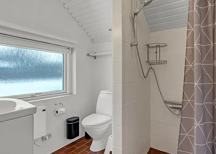 Holiday home Hielm - 490m From The Sea By Interhome *