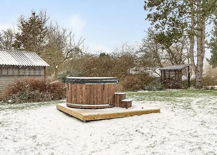 Holiday home Hielm - 490m From The Sea By Interhome